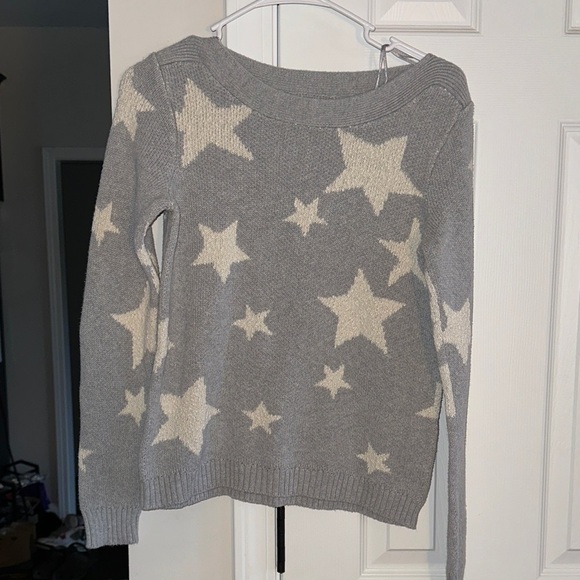 Marled Sweaters - Marled Gray and Cream Star Sweater